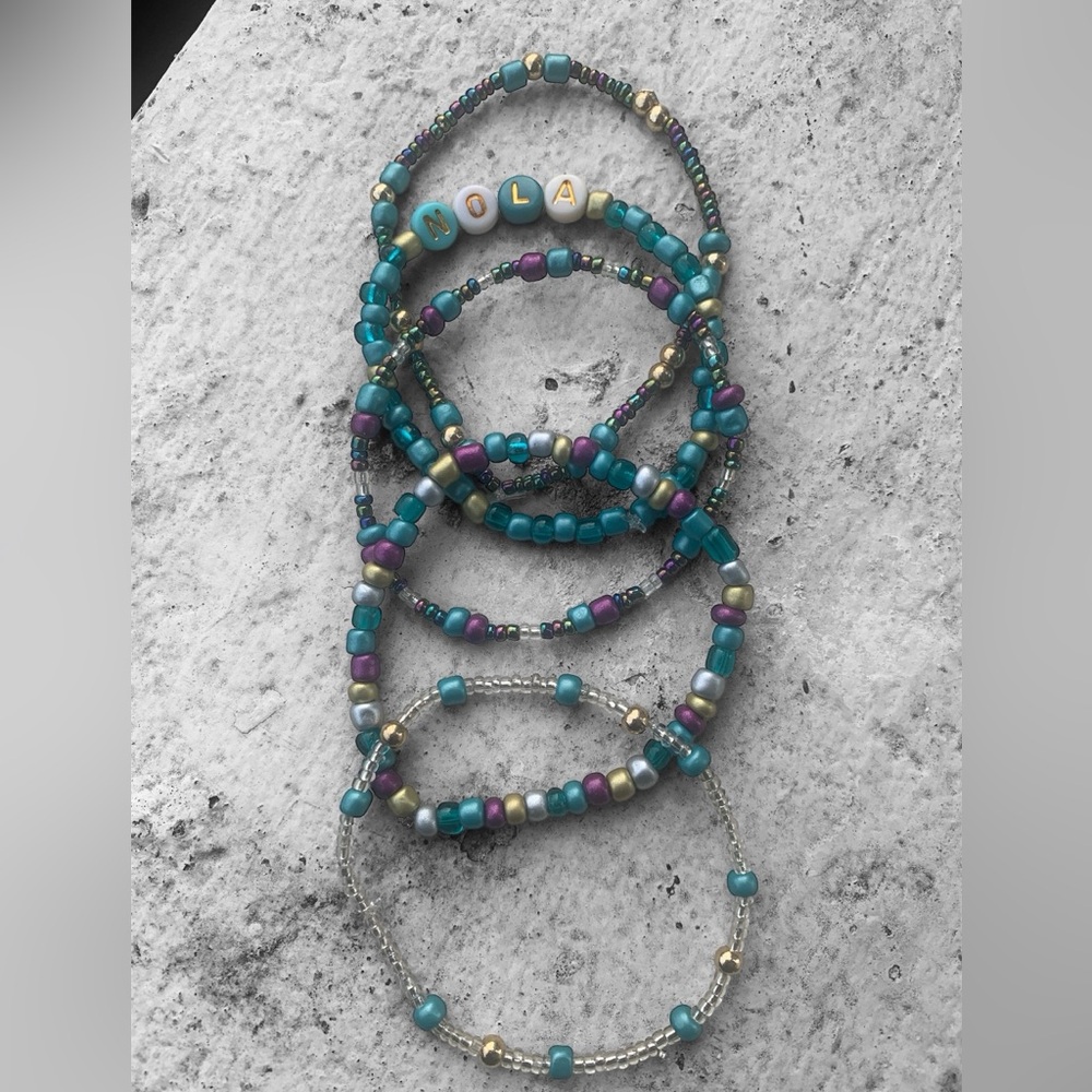 Nola stackable mix match teal glass seed beads friendship bracelets lot of 5
